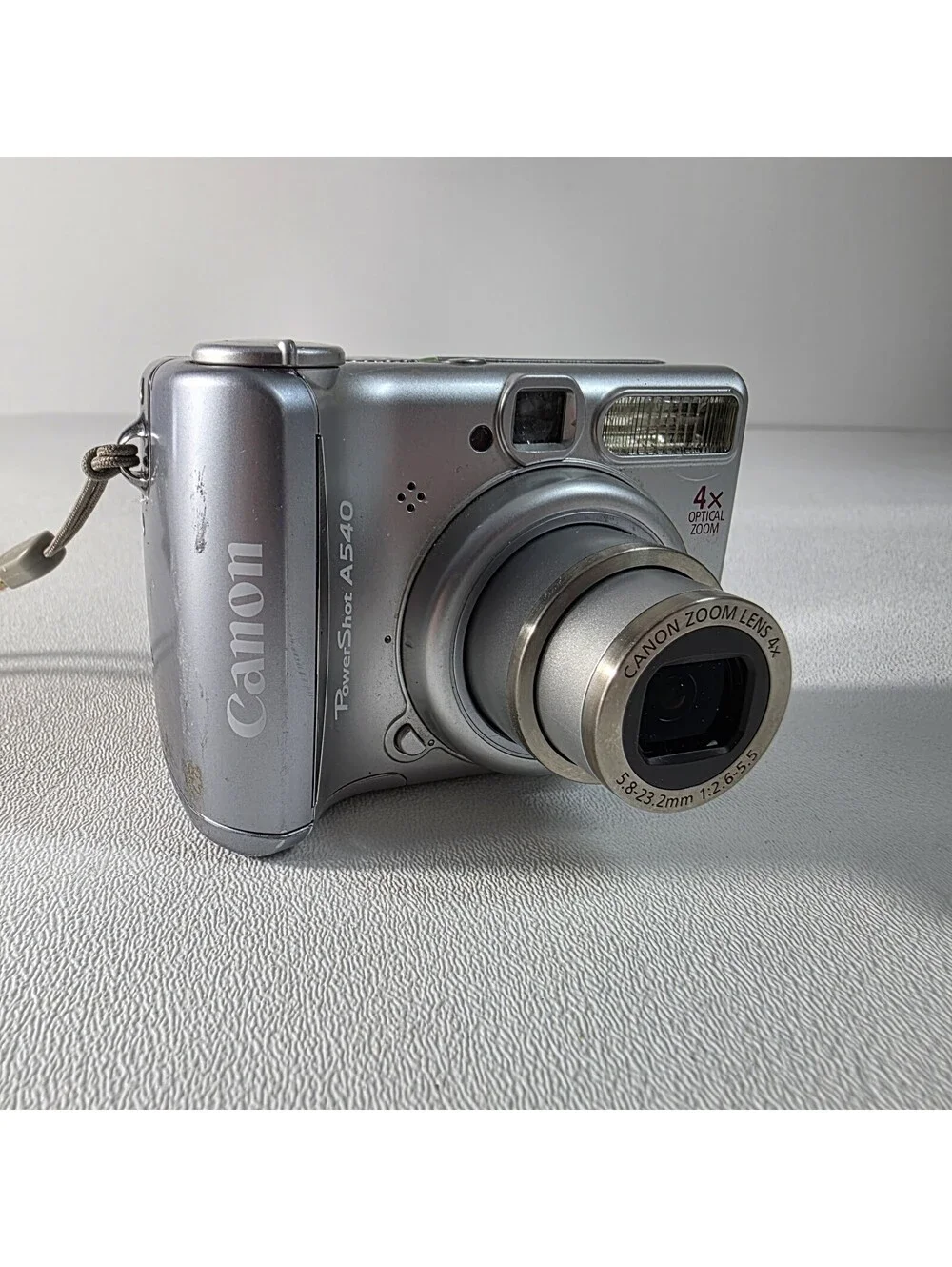 Canon PowerShot A540 6.0MP Digital Camera with SD Card - Silver - Tested Working